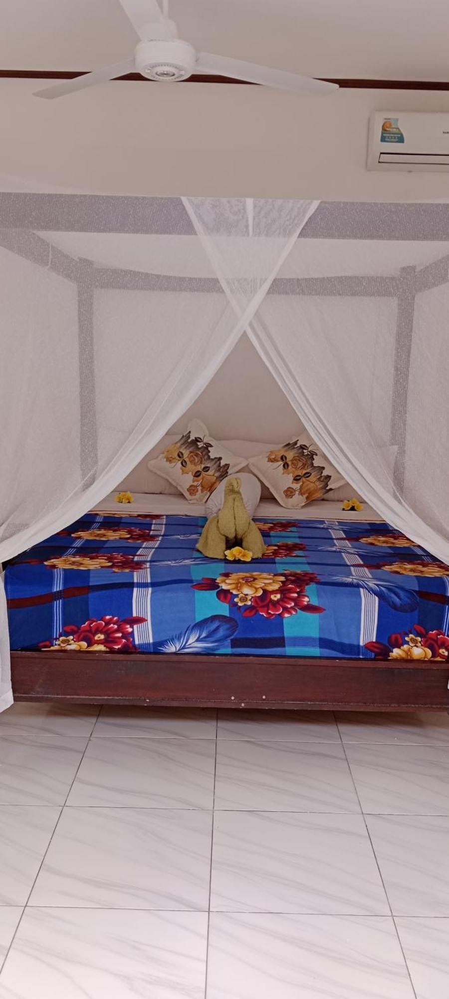 Beten Enjung Home Stay&Waroeng アメッド エクステリア 写真