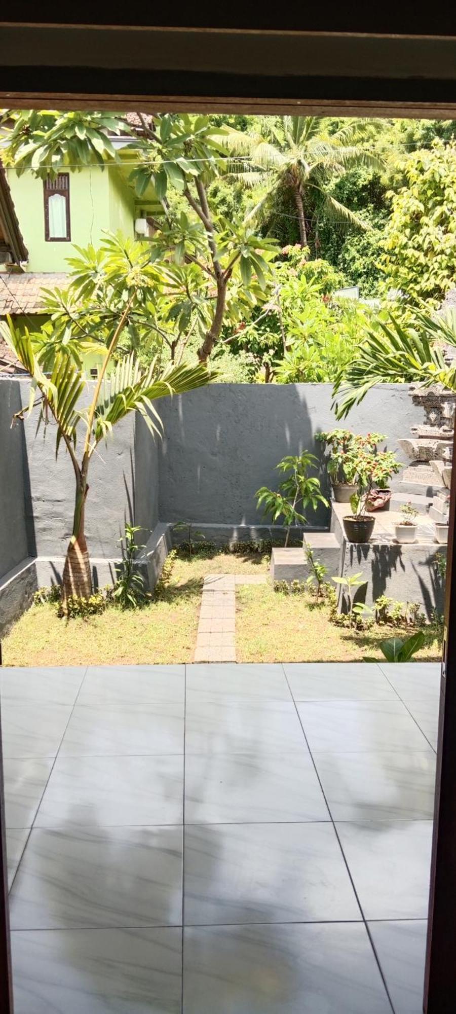 Beten Enjung Home Stay&Waroeng アメッド エクステリア 写真